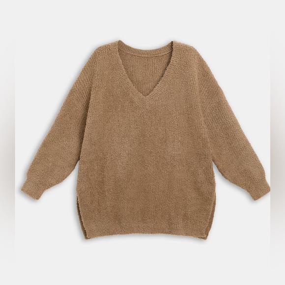 Cupshe Textured Mock & V Neck Oversized Cropped Sweater Set in Beige - Picture 15 of 16